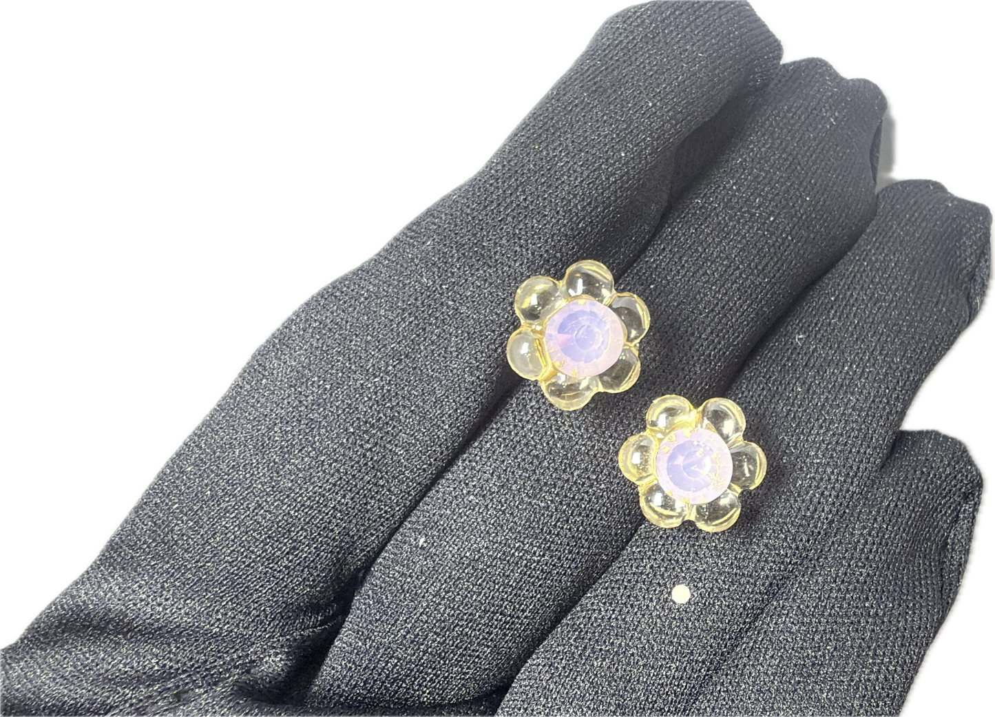 Colorful transparent flower stud earrings,