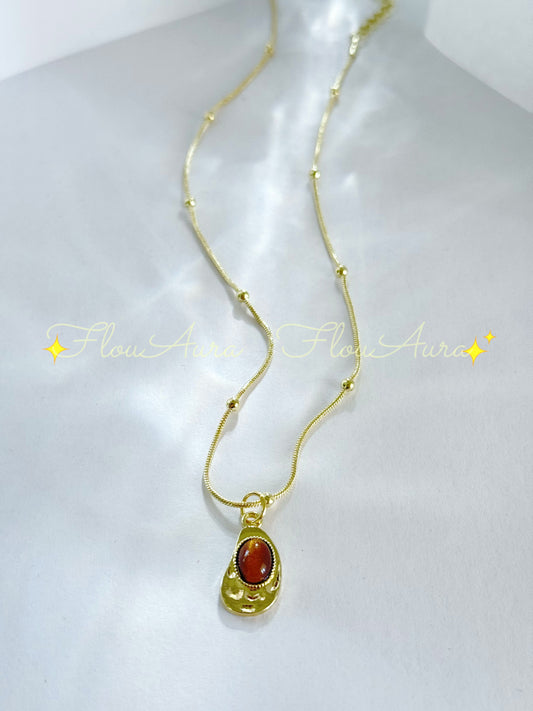 Material: High-quality alloy

Elevate your style with this Women's Tiger Eye Natural Stone Braided Necklace Set. Featuring a beautifully braided design with genuine Tiger Eye stones, this Maillard retro-style 2-piece set adds a touch of elegance and mystery to any outfit.